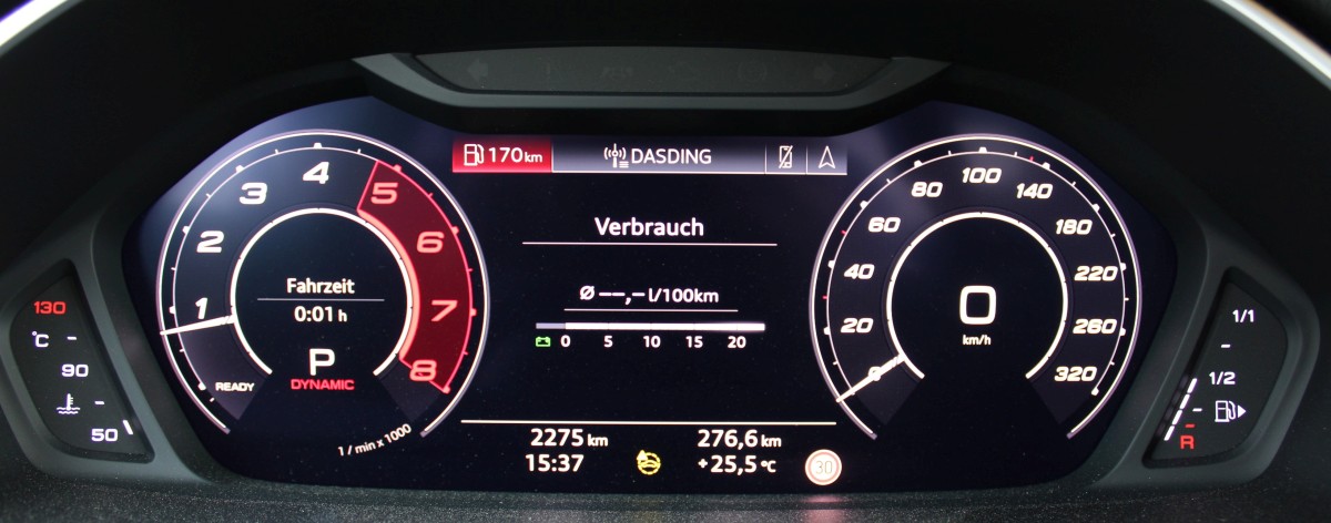 Audi RS Q3 2.5 TSI 7-Gang-S-Tronic / Deutsche Neufahrzeuge und EU-Neufahrzeuge – Aha! Fahrzeughandel GmbH in Althengstett